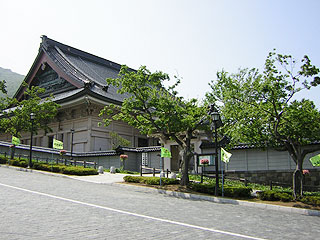 二十軒坂から見た東本願寺函館別院